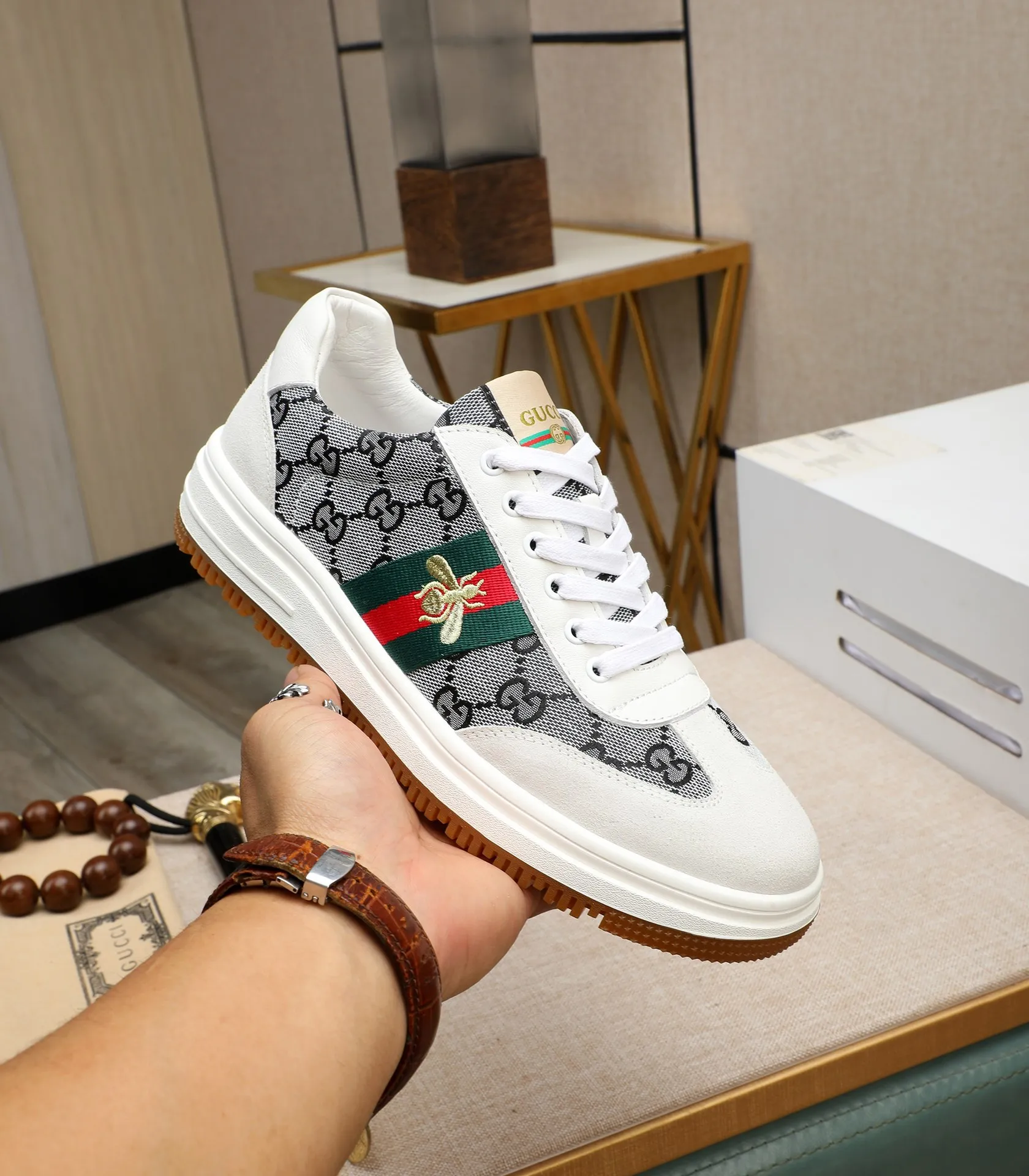 Men's shoes💰440 GUCCI🔍🔍2024 latest spring style On sale at the same time at the counter, original calfskin imported from Italy, genuine leather lining, (high-end, luxury, and class) exquisite workmanship, soles: original soles specially provided by the original factory, ⚠Exclusive double-layer movable molded soles are super comfortable⚠, real photos🎬The real ones are better🔍🔍"High quality·Follow the order" code number 38-44